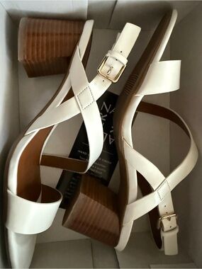 Naturalizer Kendal Strappy Block Heel Sandals